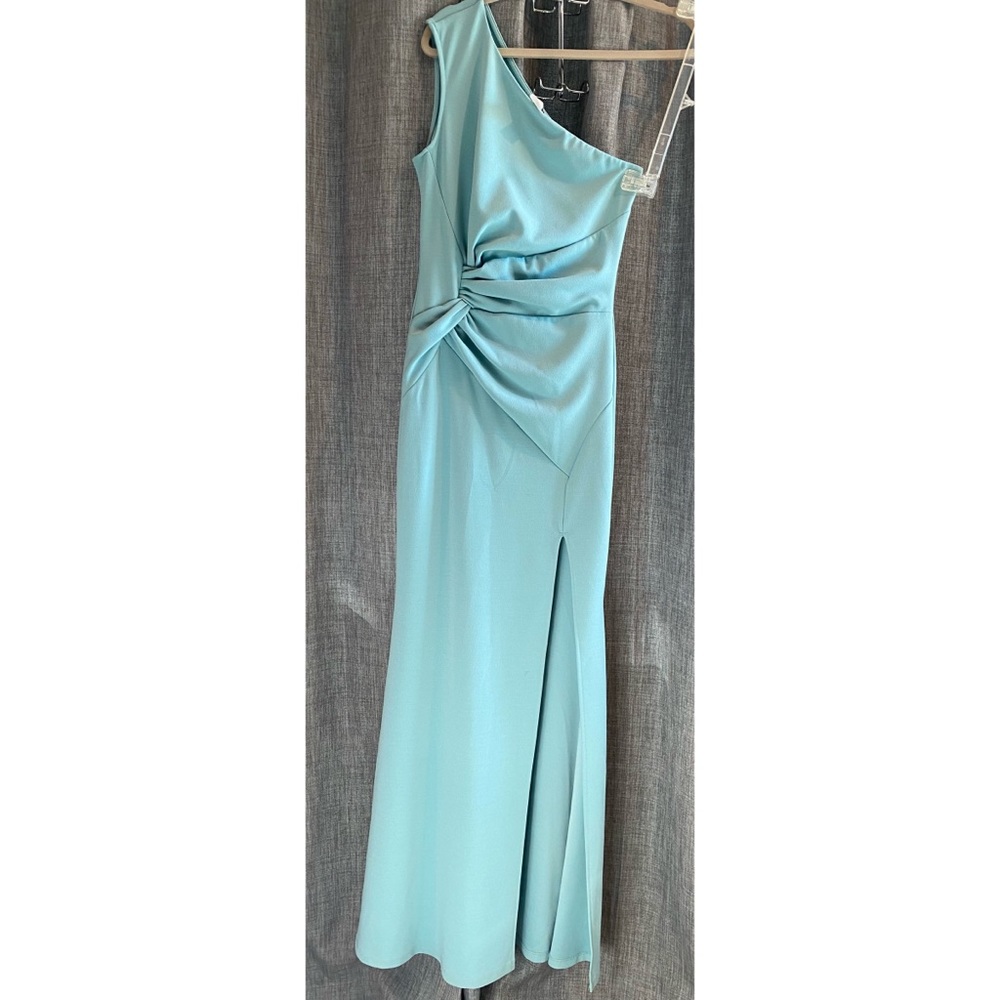 Windsor Long Formal Dress